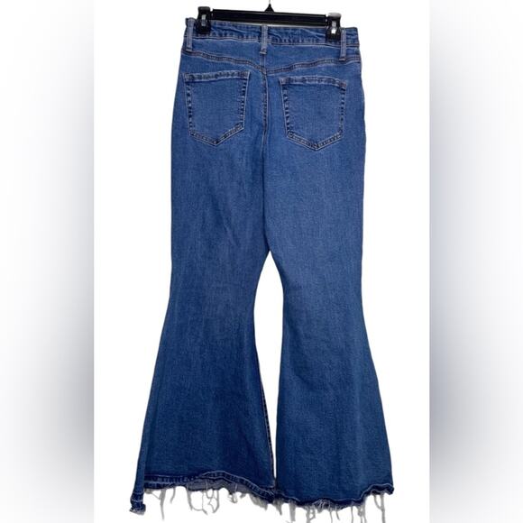 Wild Fable Extreme Flare Bottom Hippie Festival Button Fly Jean Size 8 - Picture 4 of 9